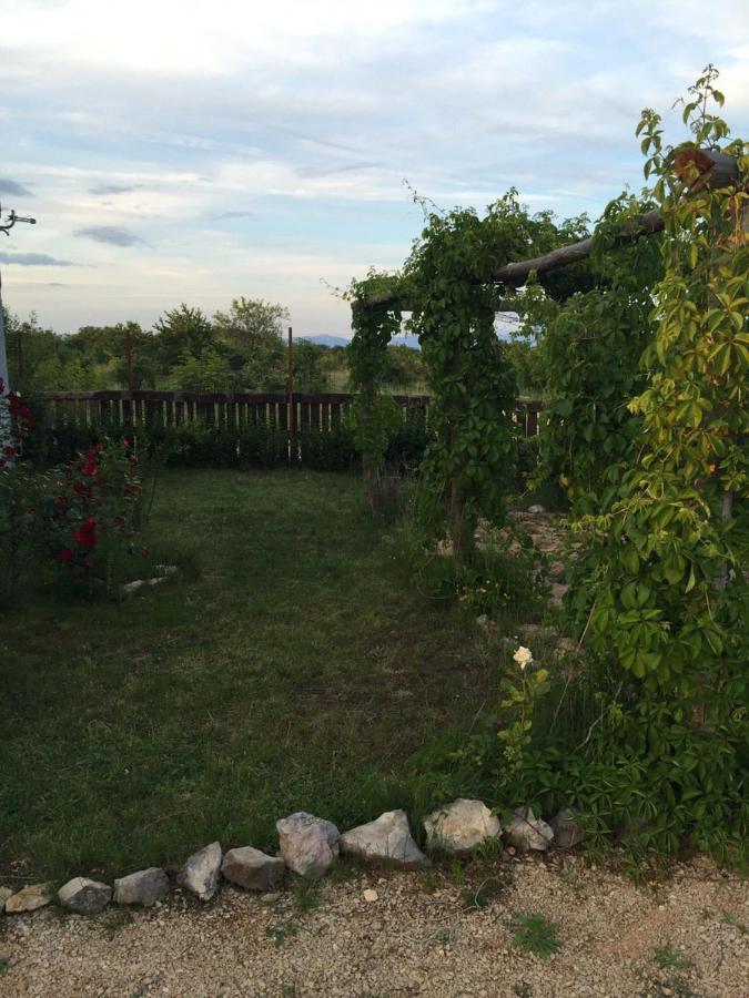 Kuca Za Odmor Joko I Jeka Bogatić Exterior foto