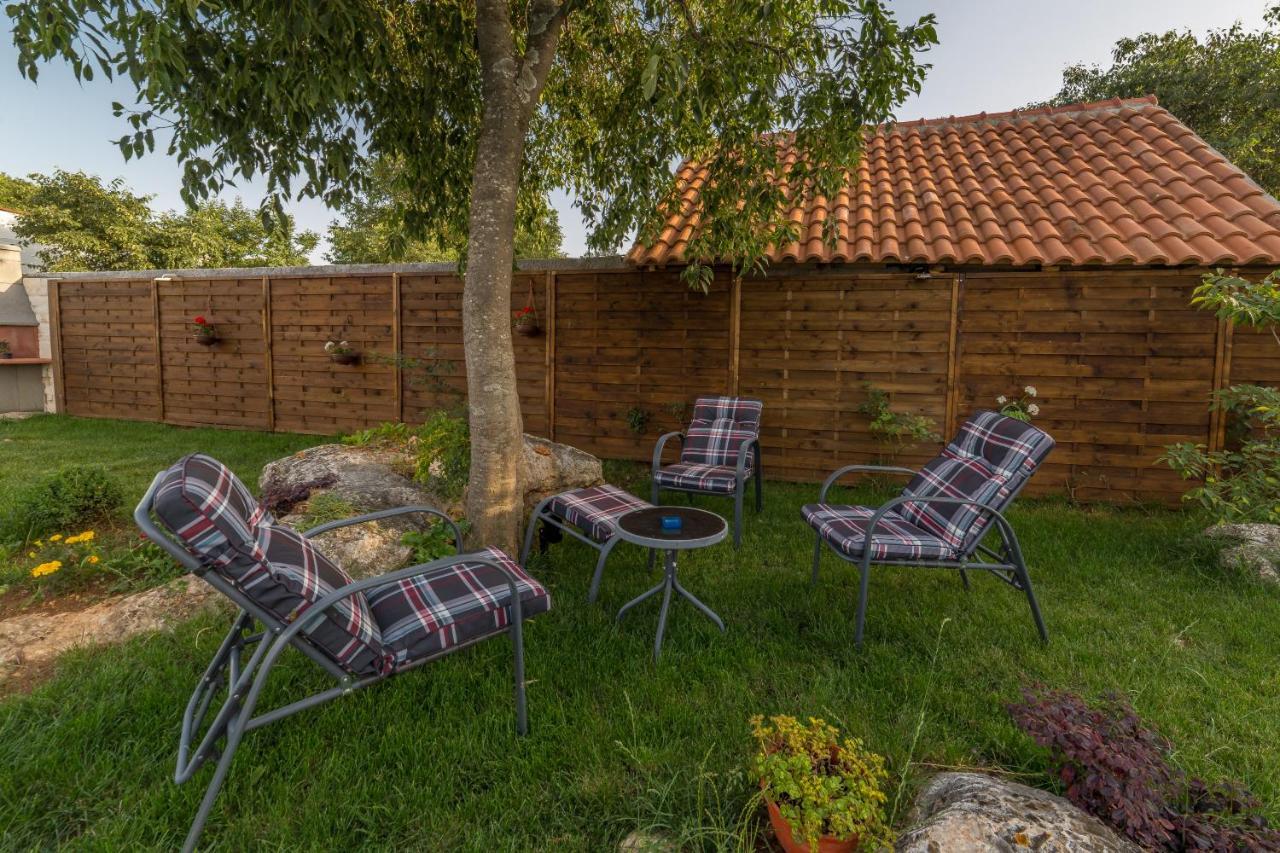 Kuca Za Odmor Joko I Jeka Bogatić Exterior foto